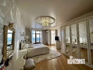 Коттедж 503м², 3-этажный, участок 55 сот.