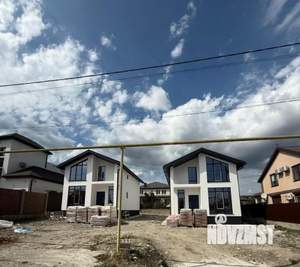 Дом 1445м², 2-этажный, участок 4 сот.