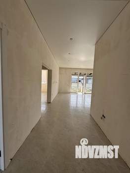 Дом 112м², 2-этажный, участок 6 сот.