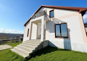 Дом 210м², 2-этажный, участок 6 сот.