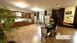 Дом 459м², 2-этажный, участок 8 сот.