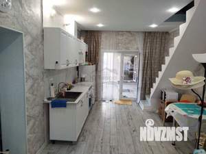 Дом 60м², 2-этажный, участок 8 сот.