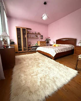 Дом 331м², 2-этажный, участок 10 сот.