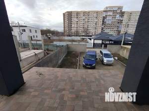 Дом 300м², 3-этажный, участок 6 сот.