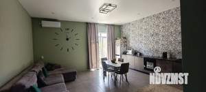 Дом 144м², 2-этажный, участок 7 сот.