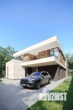 Дом 217м², 2-этажный, участок 6 сот.