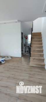 Дом 108м², 2-этажный, участок 6 сот.