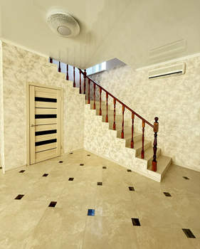 Дом 213м², 2-этажный, участок 4 сот.