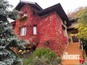 Дом 350м², 3-этажный, участок 17 сот.