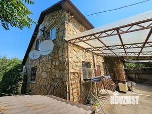 Дом 213м², 2-этажный, участок 8 сот.