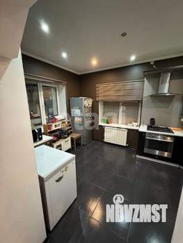 Дом 187м², 3-этажный, участок 3 сот.