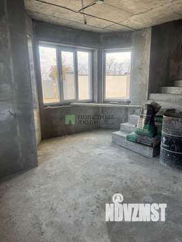 Дом 210м², 2-этажный, участок 4 сот.