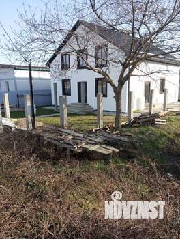 Дом 240м², 2-этажный, участок 4 сот.