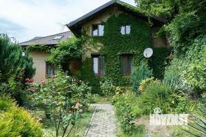 Дом 350м², 3-этажный, участок 17 сот.