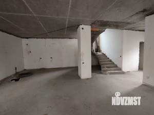 Дом 300м², 3-этажный, участок 5 сот.