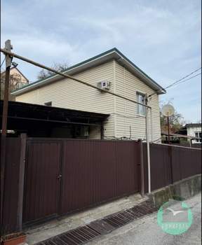 Дом 80м², 2-этажный, участок 3 сот.