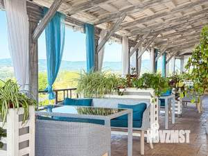 Дом 272м², 2-этажный, участок 10 сот.