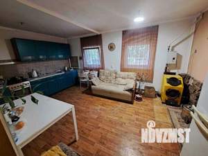 Дом 100м², 3-этажный, участок 6 сот.