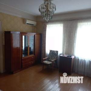 Дом 64м², 1-этажный, участок 4 сот.