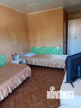 Дом 474м², 3-этажный, участок 6 сот.