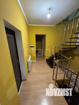 Дом 187м², 3-этажный, участок 3 сот.