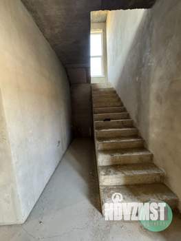 Дом 203м², 2-этажный, участок 5 сот.