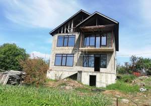 Дом 300м², 2-этажный, участок 10 сот.