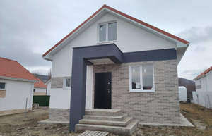 Дом 83м², 2-этажный, участок 3 сот.