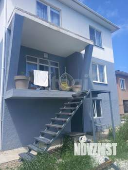 Дом 242м², 2-этажный, участок 4 сот.