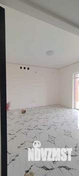 Дом 60м², 2-этажный, участок 5 сот.