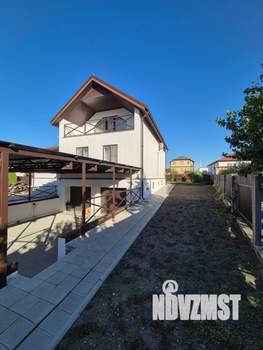 Дом 281м², 2-этажный, участок 8 сот.