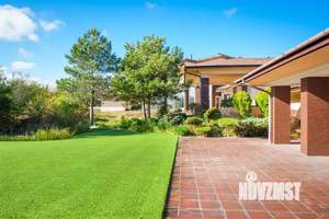 Дом 1394м², 2-этажный, участок 76 сот.