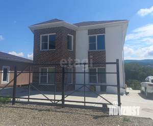 Дом 242м², 2-этажный, участок 4 сот.