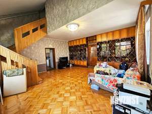 Дом 213м², 2-этажный, участок 8 сот.