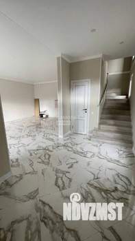 Таунхаус 170м², 3-этажный, участок 2 сот.