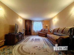 Дом 193м², 3-этажный, участок 5 сот.