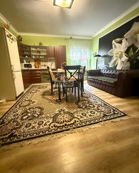 Дом 331м², 2-этажный, участок 10 сот.