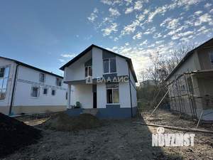 Дом 140м², 2-этажный, участок 4 сот.