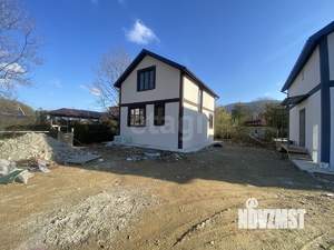 Дом 121м², 2-этажный, участок 4 сот.