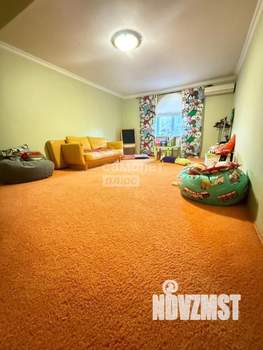 Дом 331м², 2-этажный, участок 10 сот.