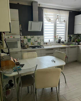 Дом 287м², 3-этажный, участок 8 сот.