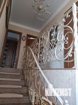 Дом 168м², 2-этажный, участок 8 сот.