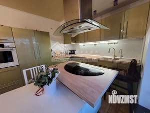 Дом 450м², 3-этажный, участок 3 сот.