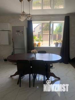 Дом 133м², 2-этажный, участок 5 сот.