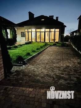 Дом 460м², 3-этажный, участок 8 сот.