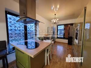 Дом 450м², 3-этажный, участок 3 сот.