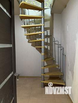 Дом 92м², 2-этажный, участок 3 сот.