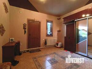 Дом 193м², 3-этажный, участок 5 сот.