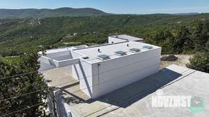 Дом 140м², 2-этажный, участок 4 сот.