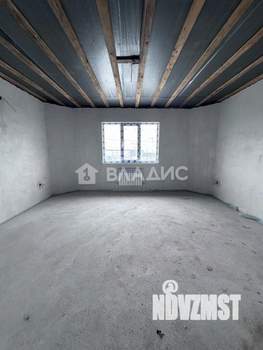 Дом 158м², 2-этажный, участок 4 сот.